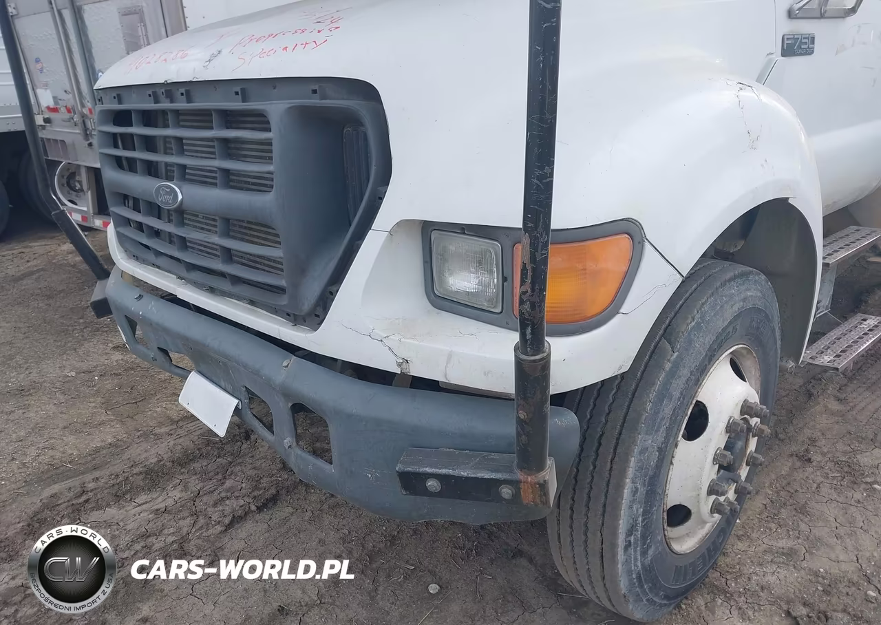 2003 Ford F-750 VIN:3FDNF754X3MB10933 - 11