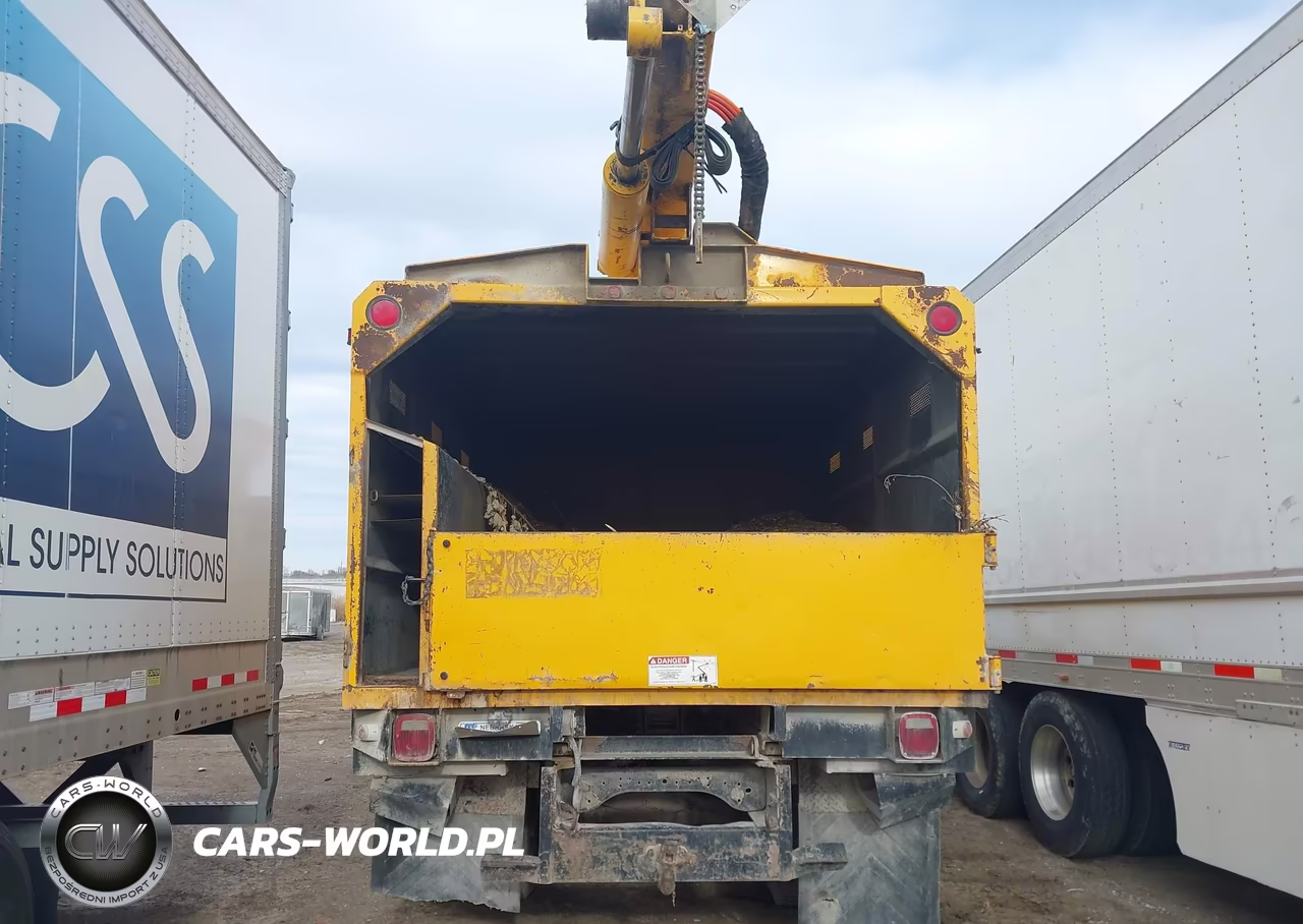 2003 Ford F-750 VIN:3FDNF754X3MB10933 - 18