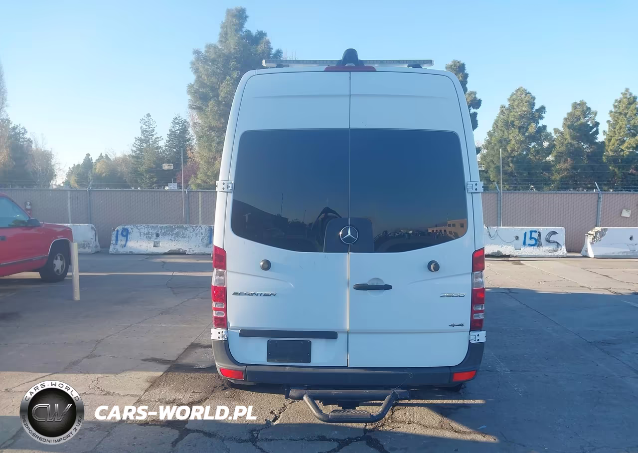 2018 Mercedes-Benz Sprinter 2500 Standard Roof V6 VIN:WD3FE7CDXJP623387 - 15