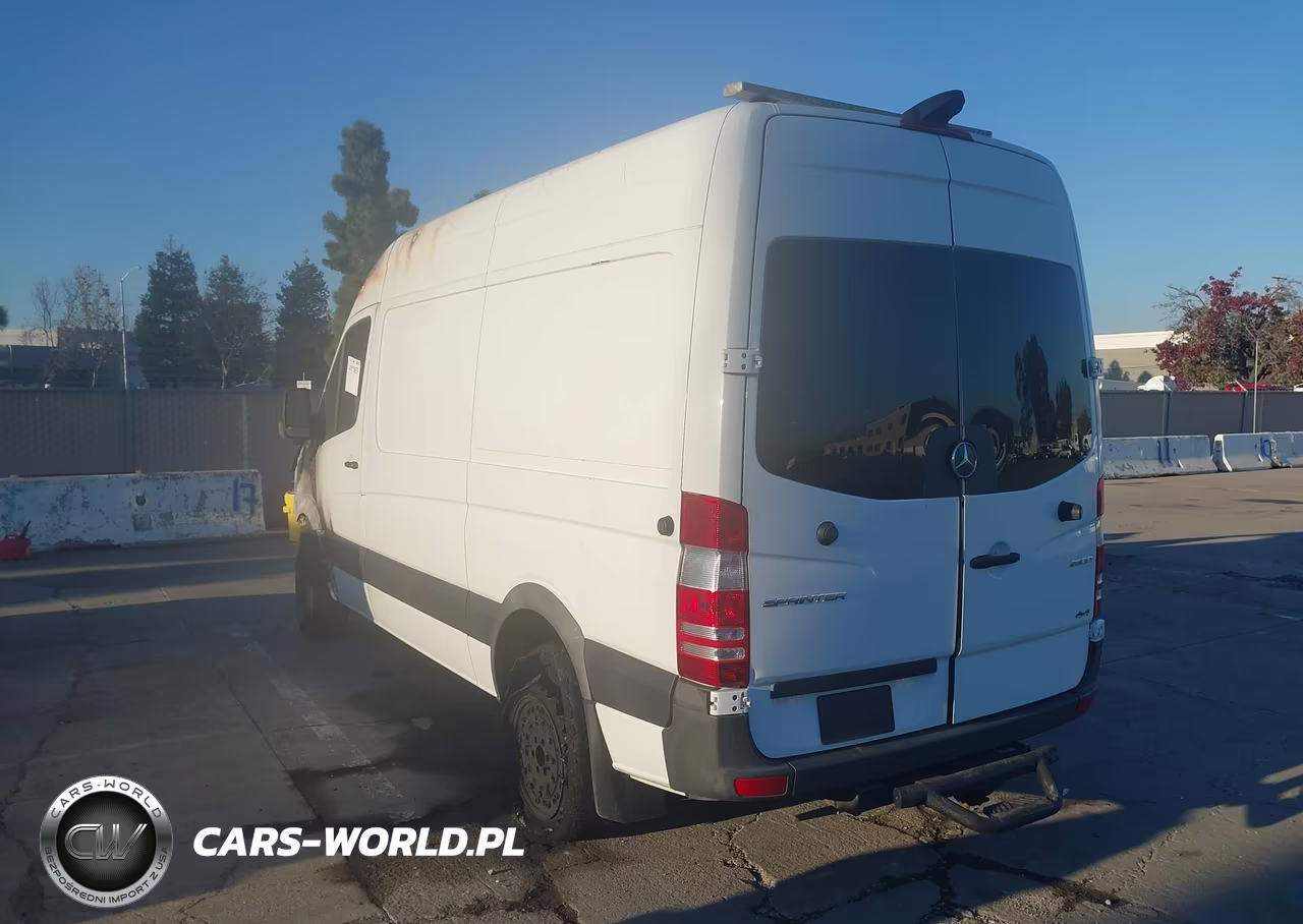 2018 Mercedes-Benz Sprinter 2500 Standard Roof V6 VIN:WD3FE7CDXJP623387 - 3