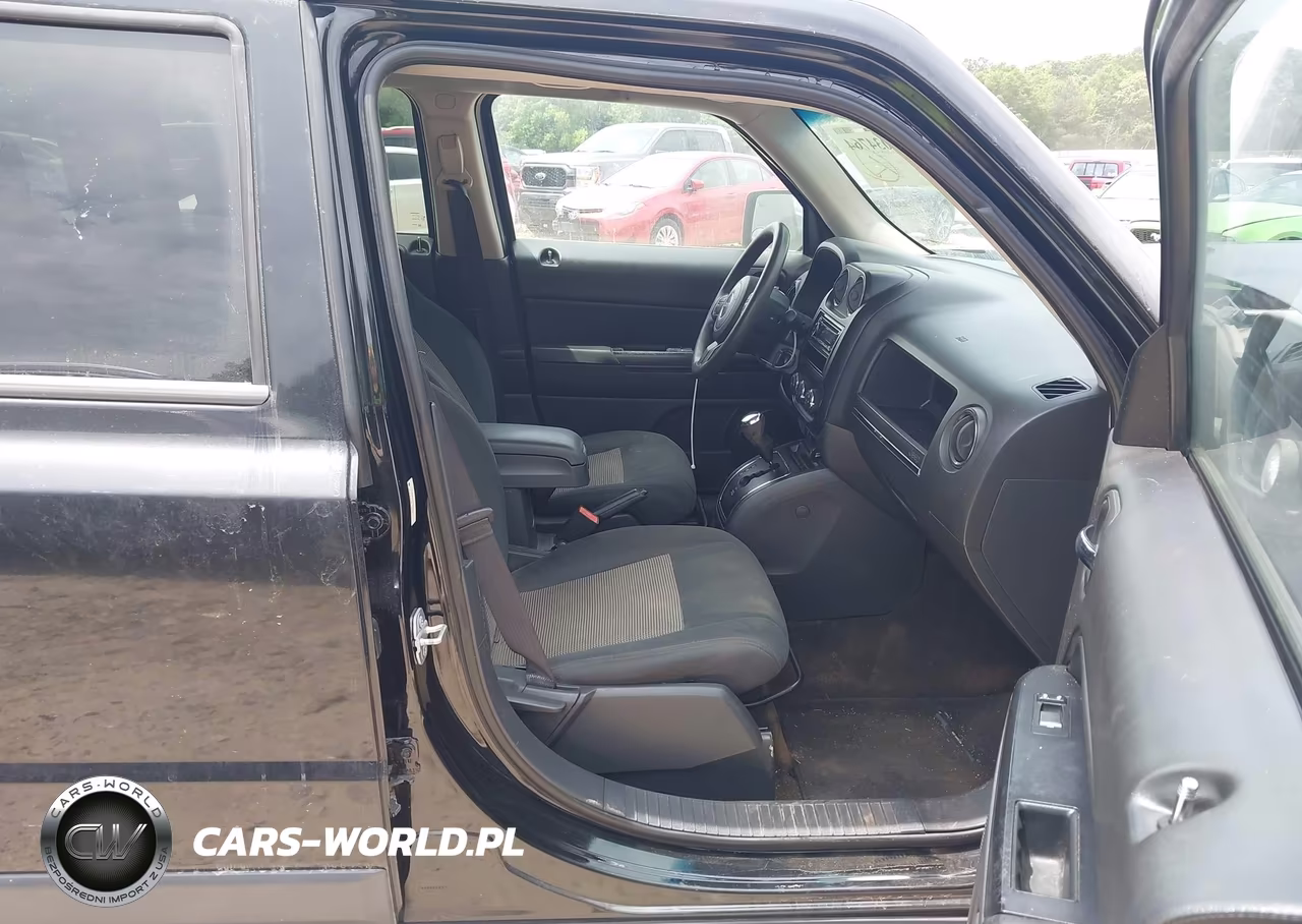 2015 Jeep Patriot Altitude Edition VIN:1C4NJPBA2FD131353 - 5