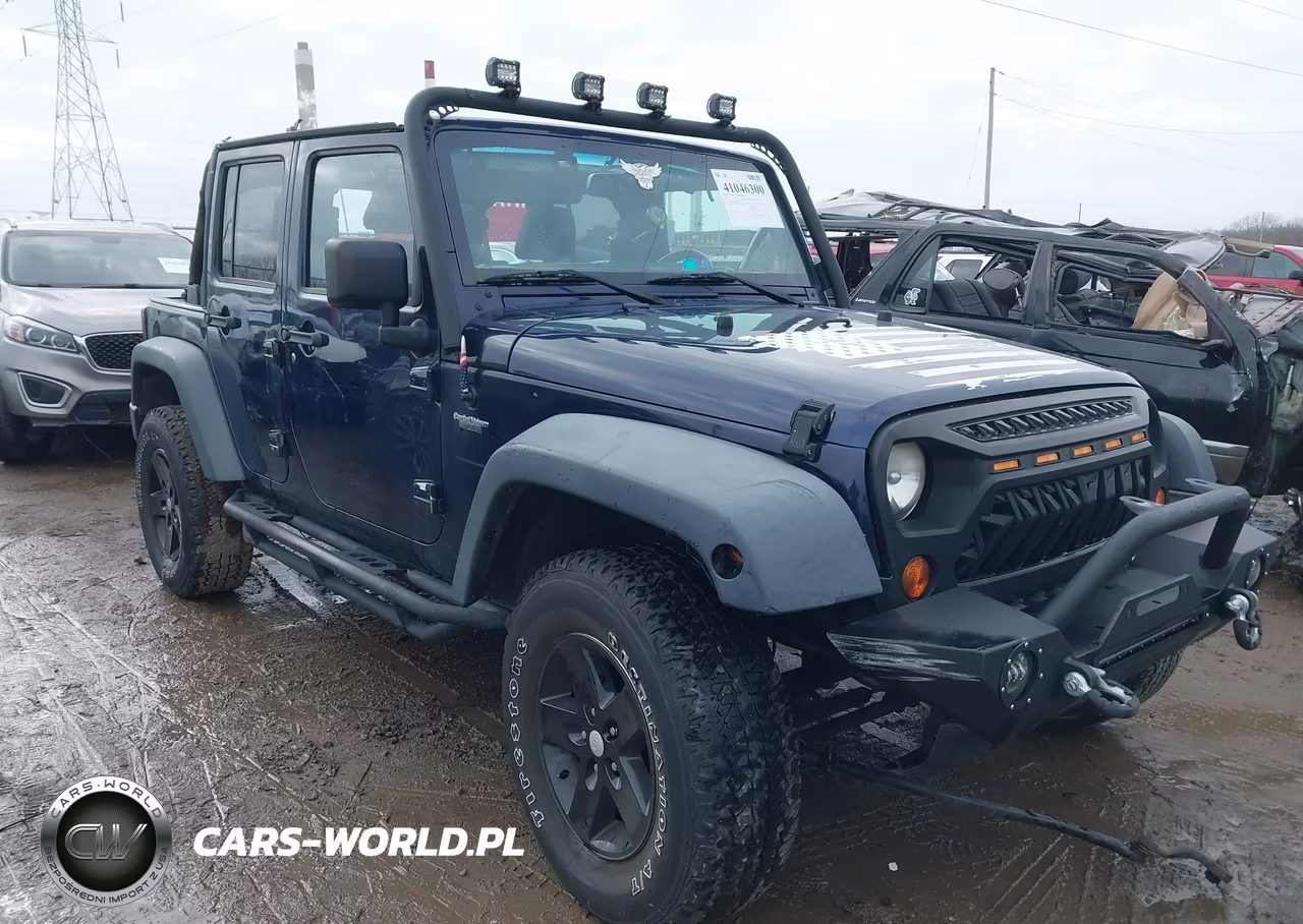 2013 Jeep Wrangler Unlimited Sport VIN:1C4BJWDG5DL524569 - 1