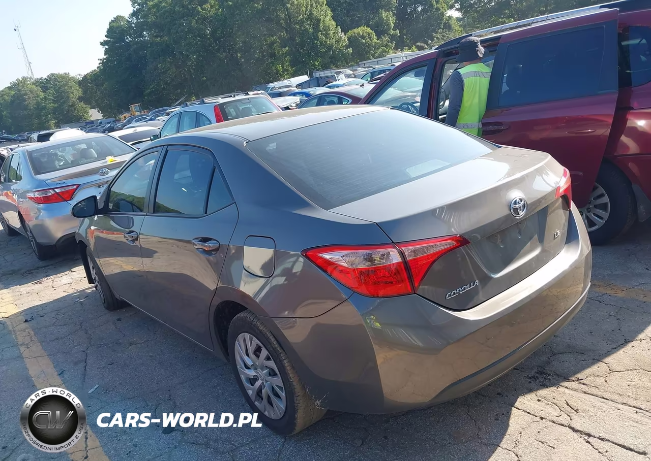 2019 Toyota Corolla Le VIN:2T1BURHE4KC221417 - 3