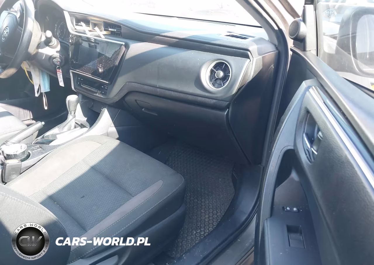 2019 Toyota Corolla Le VIN:2T1BURHE4KC221417 - 5
