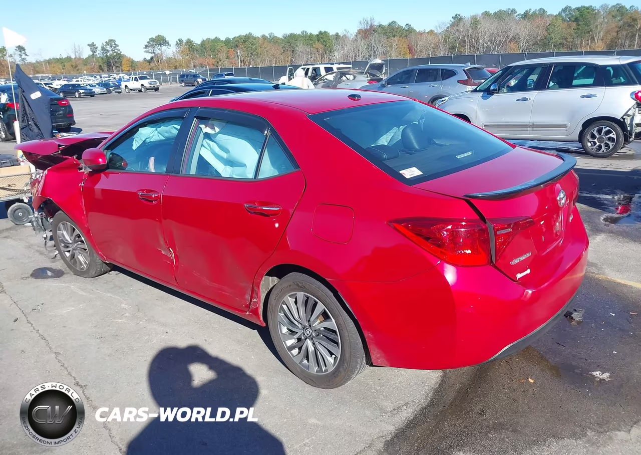 2018 Toyota Corolla Xle VIN:5YFBURHE1JP816692 - 3