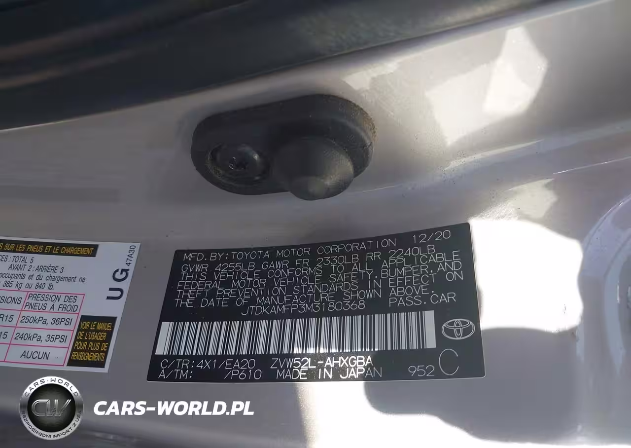 2021 Toyota Prius Prime Limited VIN:JTDKAMFP3M3180368 - 9