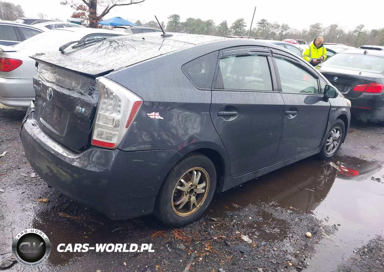 2010 Toyota Prius Ii VIN:JTDKN3DU4A1265962 - 4