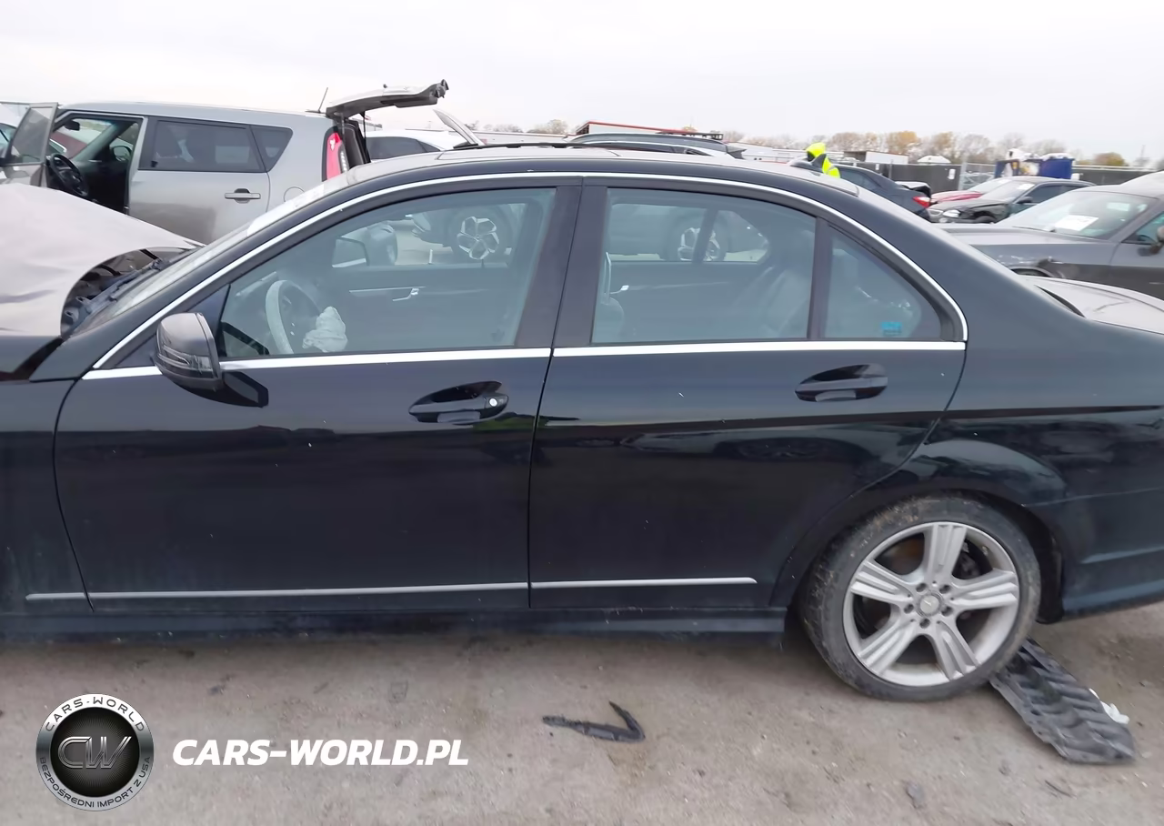 2011 Mercedes-Benz C 350 Sport VIN:WDDGF5GB1BR137485 - 15