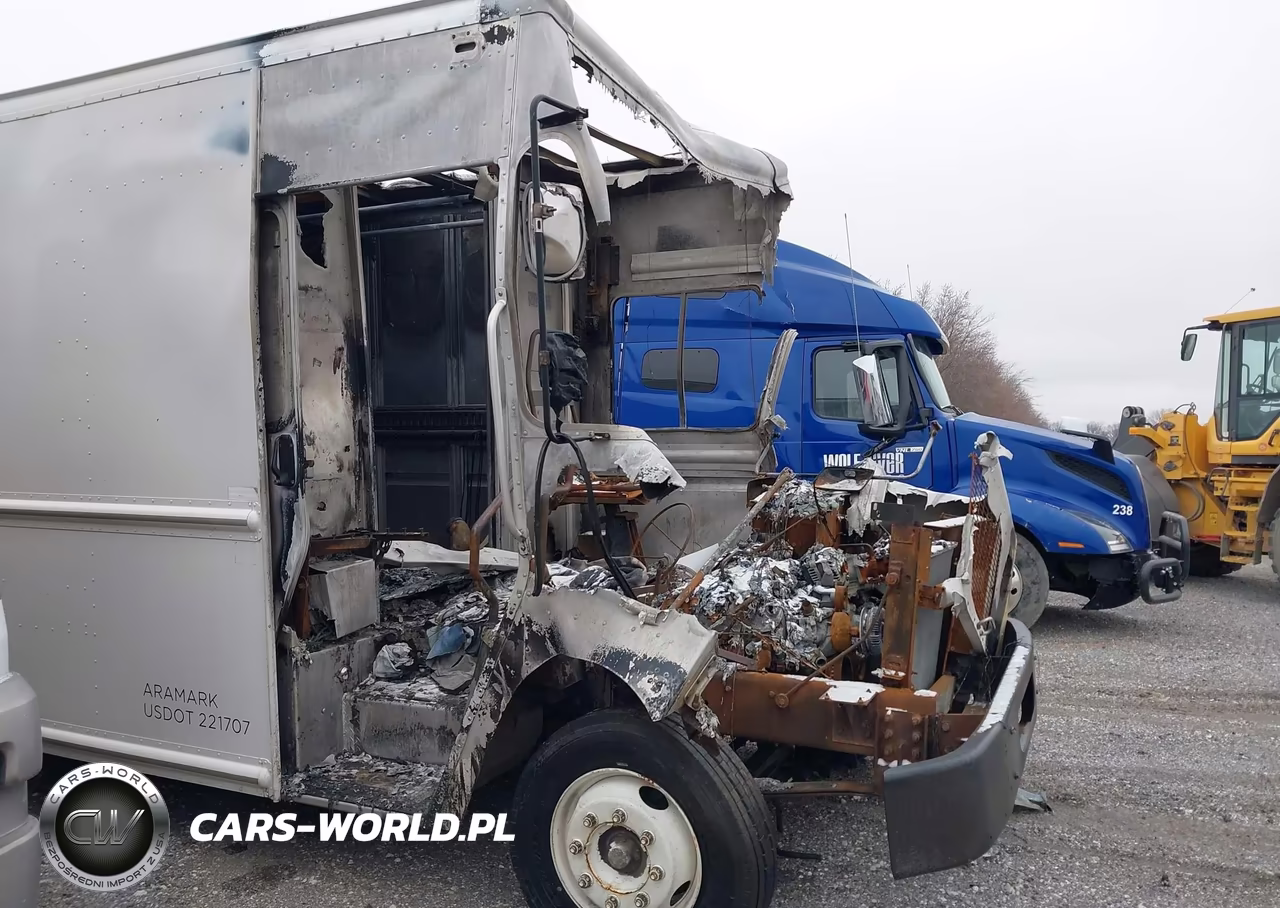 2014 Freightliner Chassis M Line Walk-In Van VIN:4UZAC3DV1ECFW4490 - 13