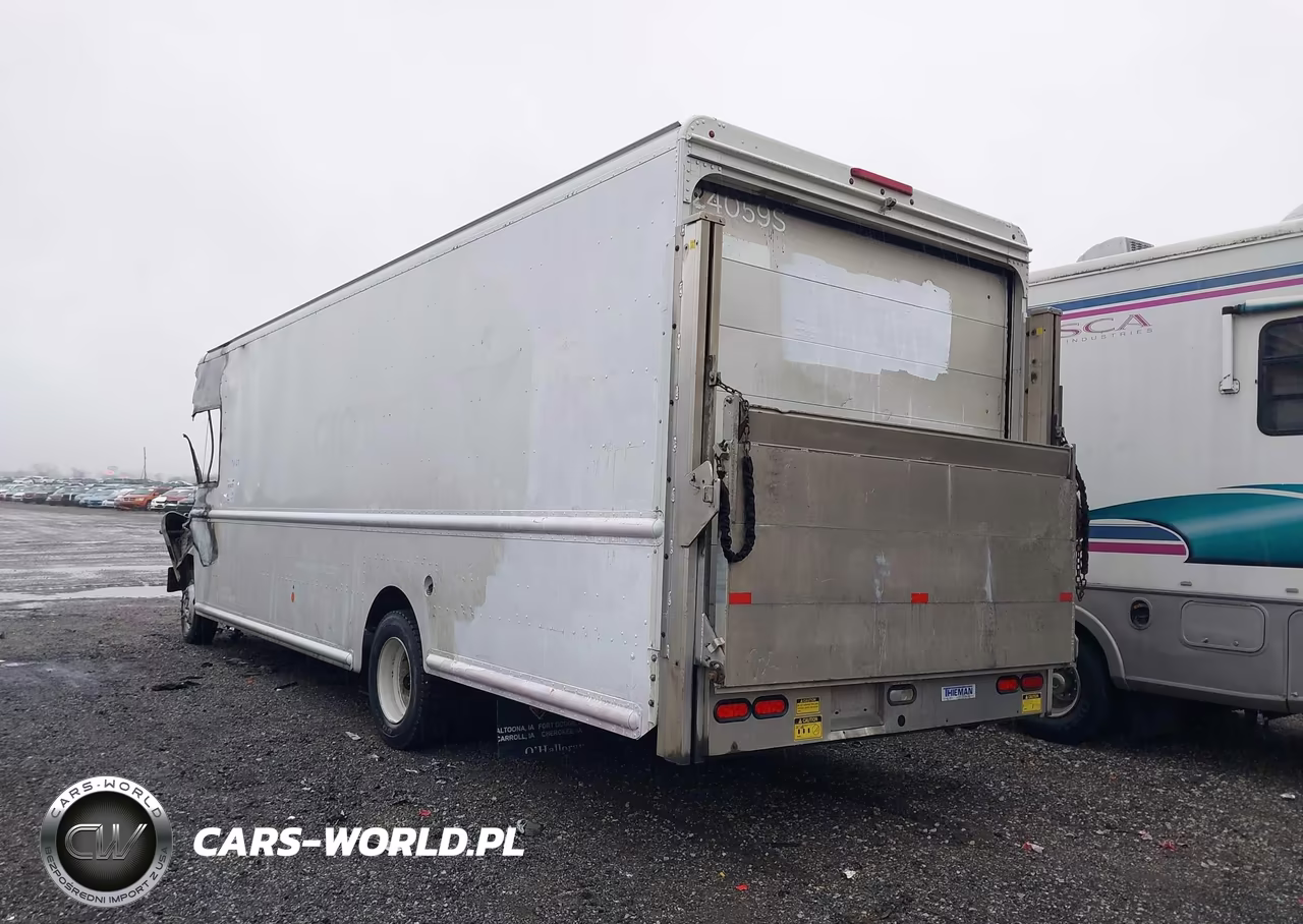 2014 Freightliner Chassis M Line Walk-In Van VIN:4UZAC3DV1ECFW4490 - 3