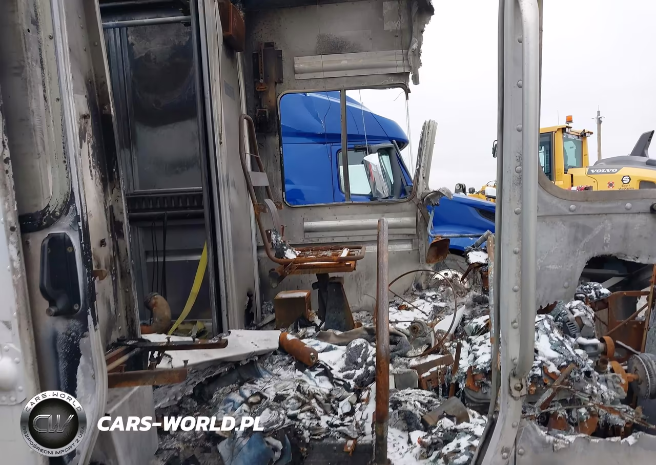 2014 Freightliner Chassis M Line Walk-In Van VIN:4UZAC3DV1ECFW4490 - 5