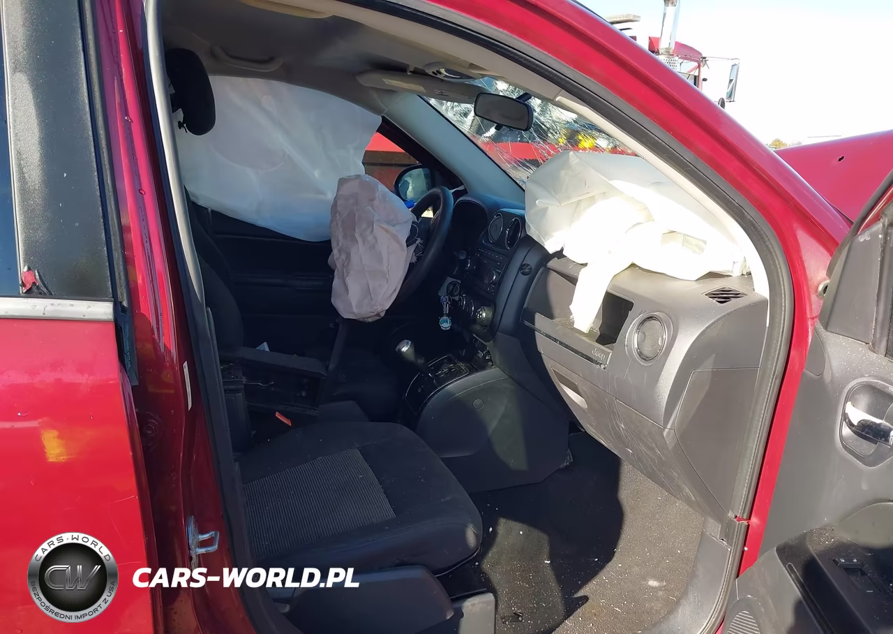 2011 Jeep Compass VIN:1J4NT1FA4BD170564 - 5