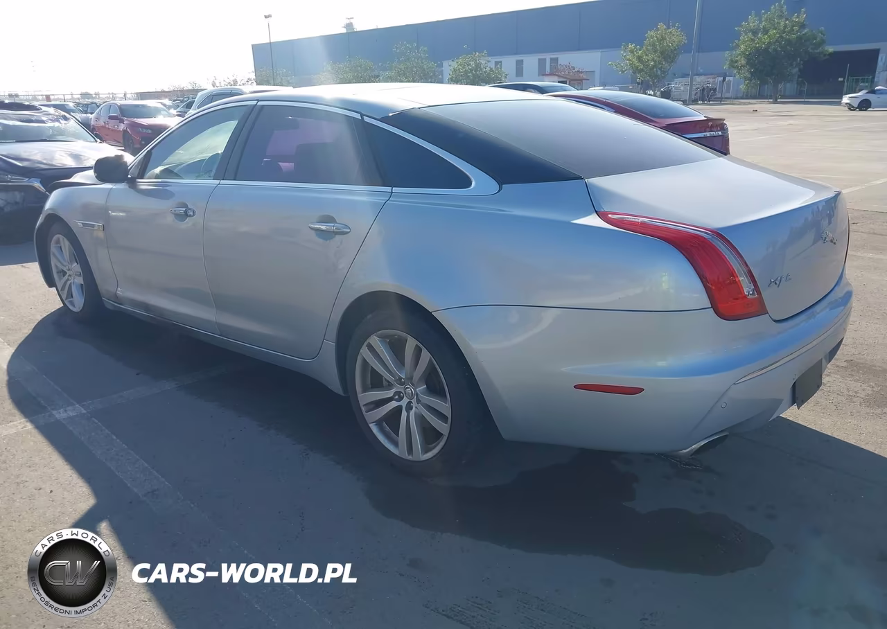 2011 Jaguar Xj Xjl VIN:SAJWA2GB5BLV14939 - 3