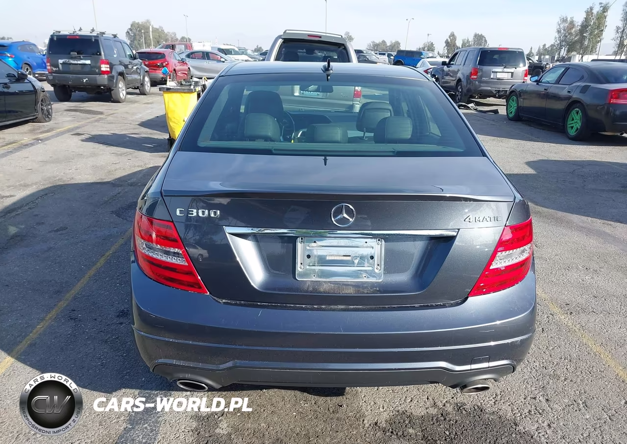 2013 Mercedes-Benz C 300 Luxury 4Matic-Sport 4Matic VIN:WDDGF8ABXDG055991 - 16