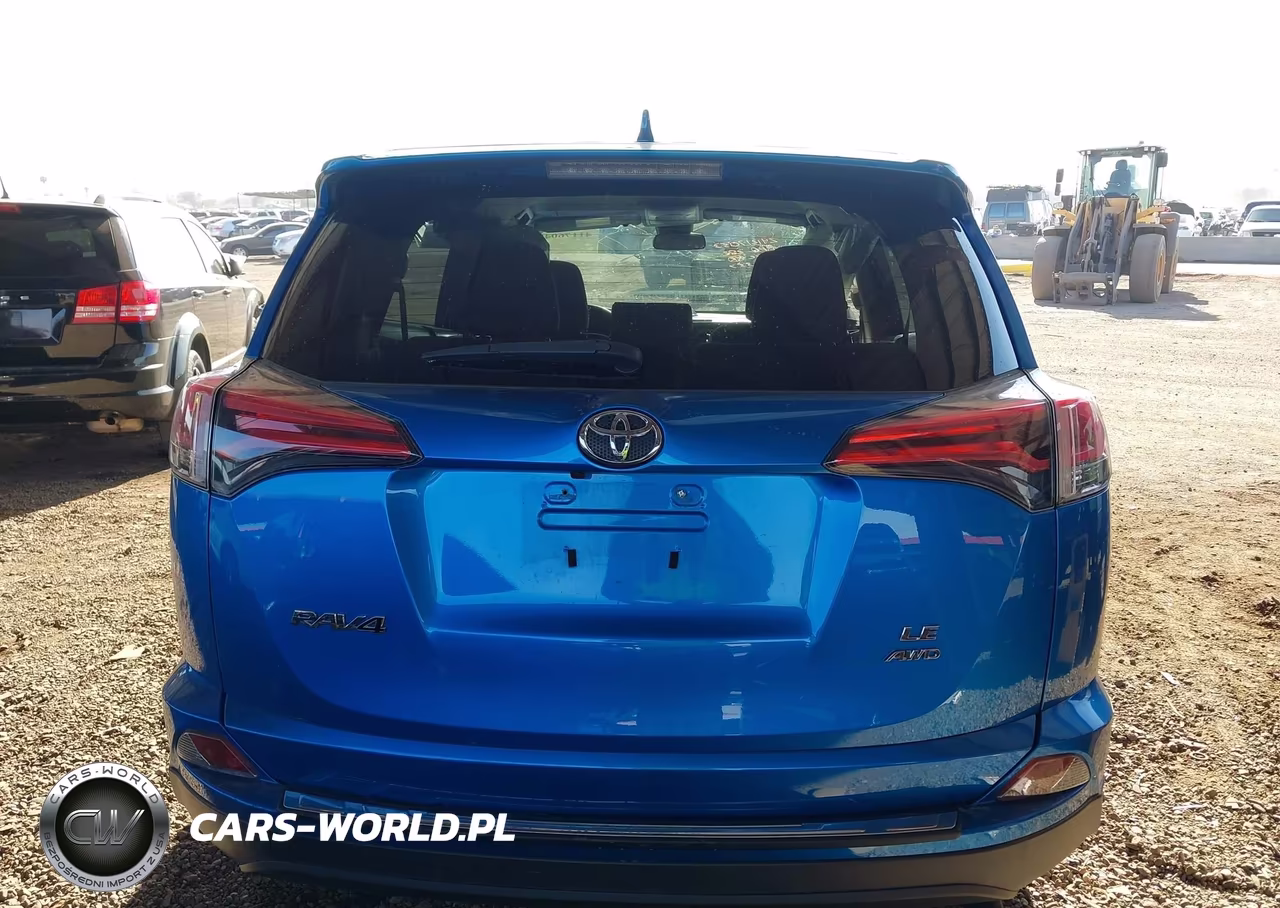 2018 Toyota Rav4 Le VIN:JTMBFREV9JJ256357 - 16