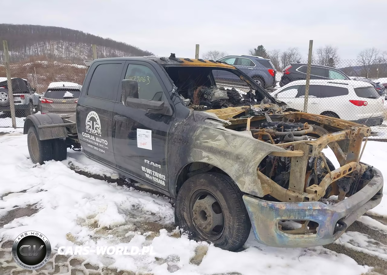 2022 Ram 3500 Chassis Tradesman-Slt-Laramie-Limited