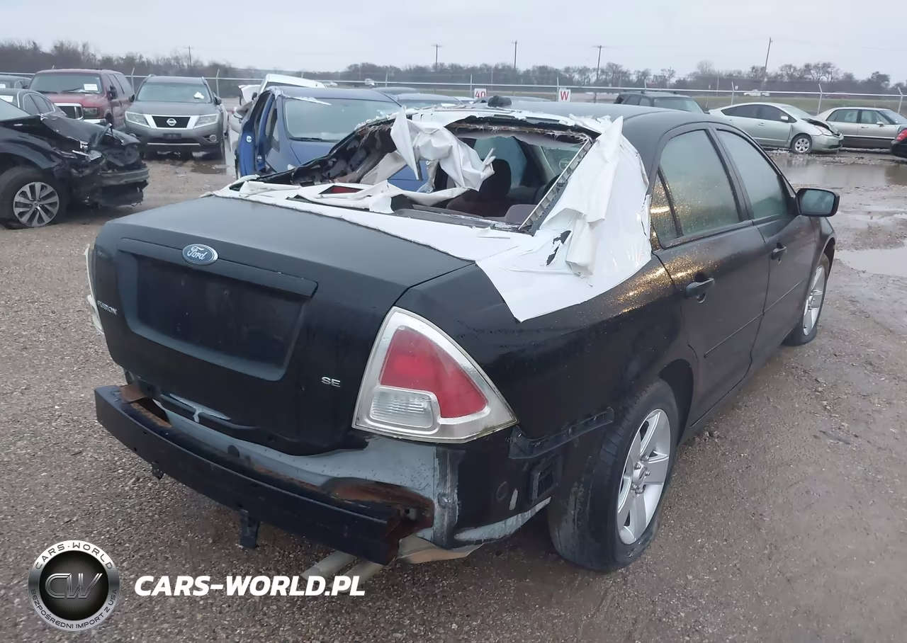 2007 Ford Fusion Se VIN:3FAHP07ZX7R167372 - 4