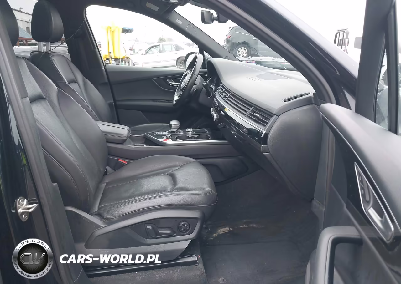 2017 Audi Q7 2.0T Premium VIN:WA1LHAF70HD053361 - 5