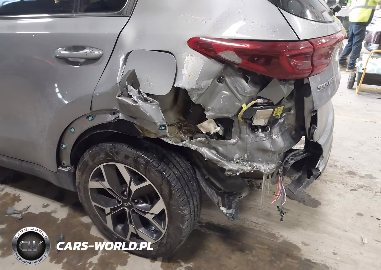 2020 Kia Sportage Ex VIN:KNDPNCACXL7634633 - 6