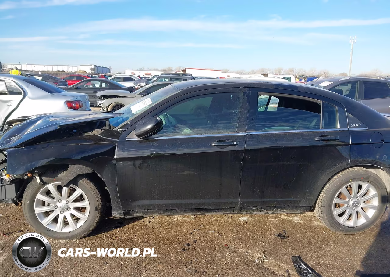 2013 Chrysler 200 Touring VIN:1C3CCBBB9DN611897 - 14