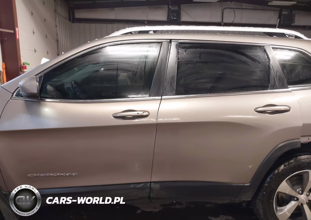 2020 Jeep Cherokee Limited 4X4 VIN:1C4PJMDX8LD564065 - 15