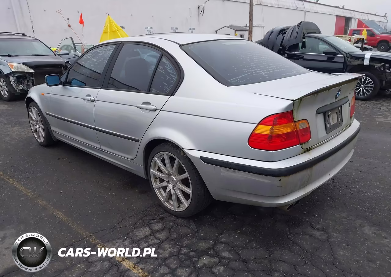2003 BMW 325Xi VIN:WBAEU33453PM53761 - 3