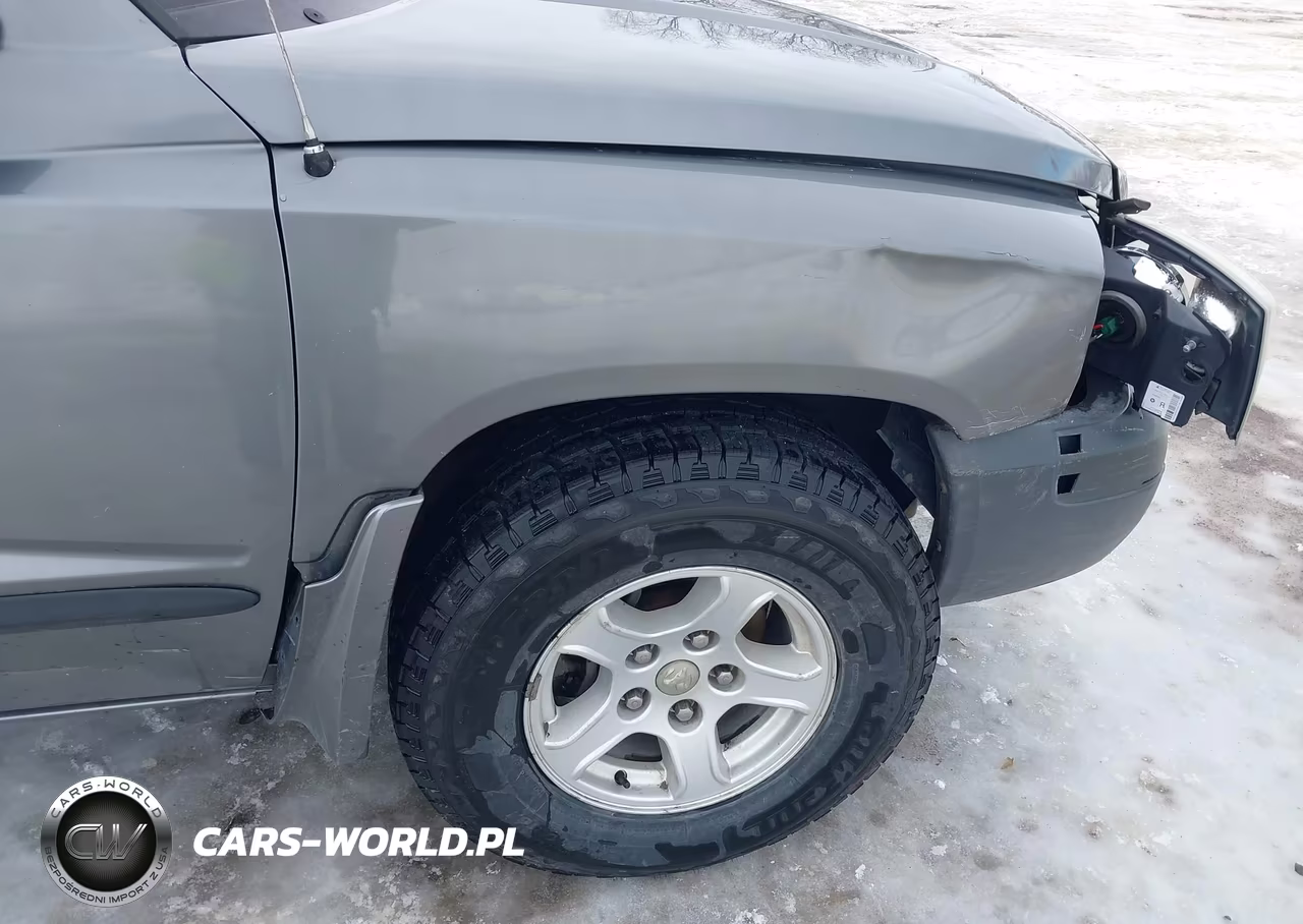2005 Dodge Dakota Slt VIN:1D7HW42NX5S295577 - 15