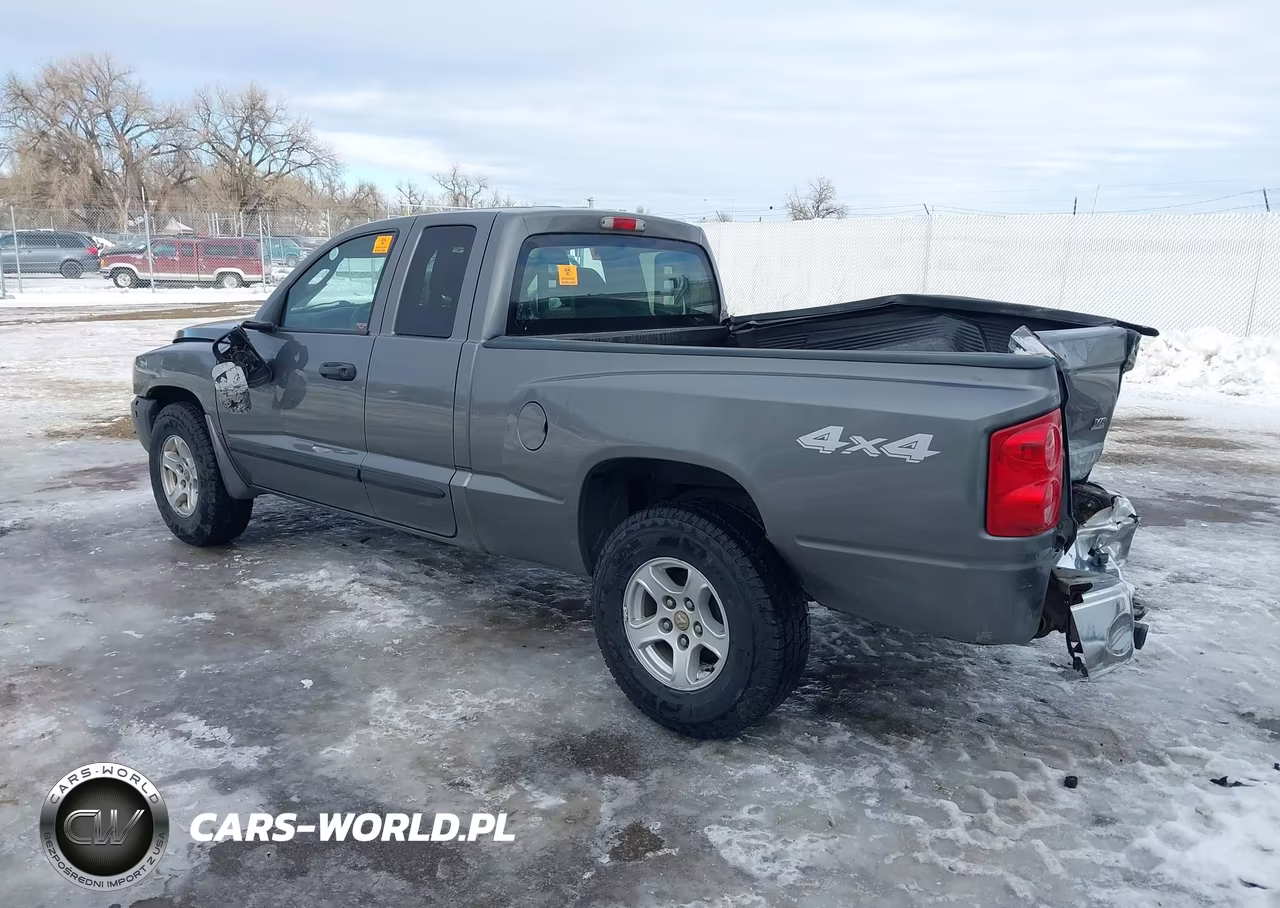2005 Dodge Dakota Slt VIN:1D7HW42NX5S295577 - 3