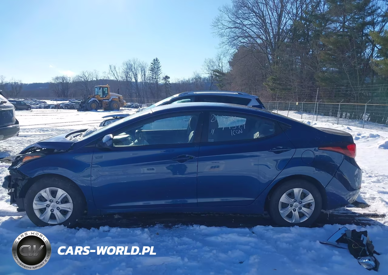2016 Hyundai Elantra Se VIN:5NPDH4AE4GH674645 - 15