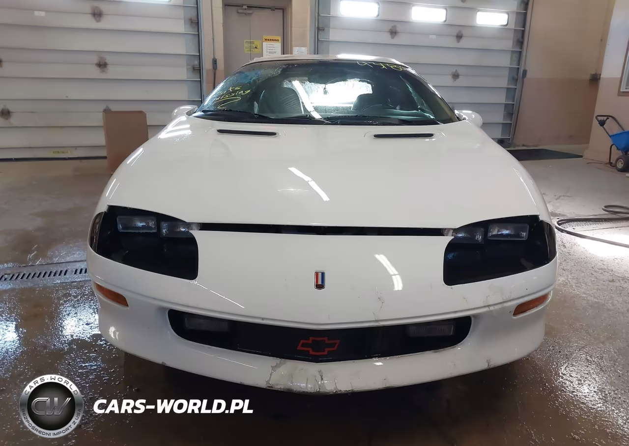 1996 Chevrolet Camaro Z28 VIN:2G1FP32P0T2151465 - 12