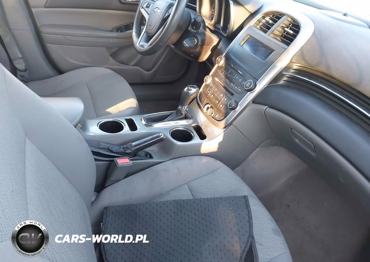 2014 Chevrolet Malibu 1Ls VIN:1G11B5SL2EF276051 - 5