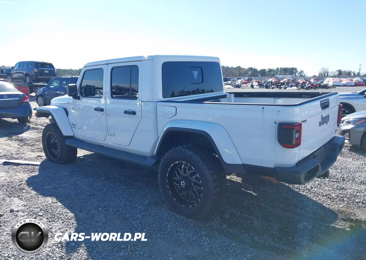 2020 Jeep Gladiator Overland 4X4 VIN:1C6HJTFG5LL171293 - 3