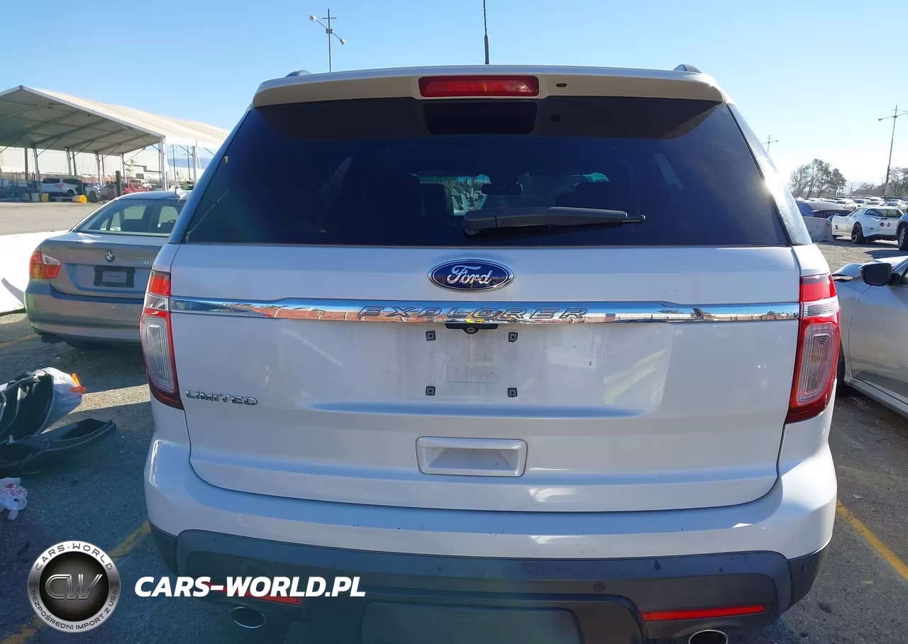 2015 Ford Explorer Limited VIN:1FM5K7F8XFGA09032 - 15