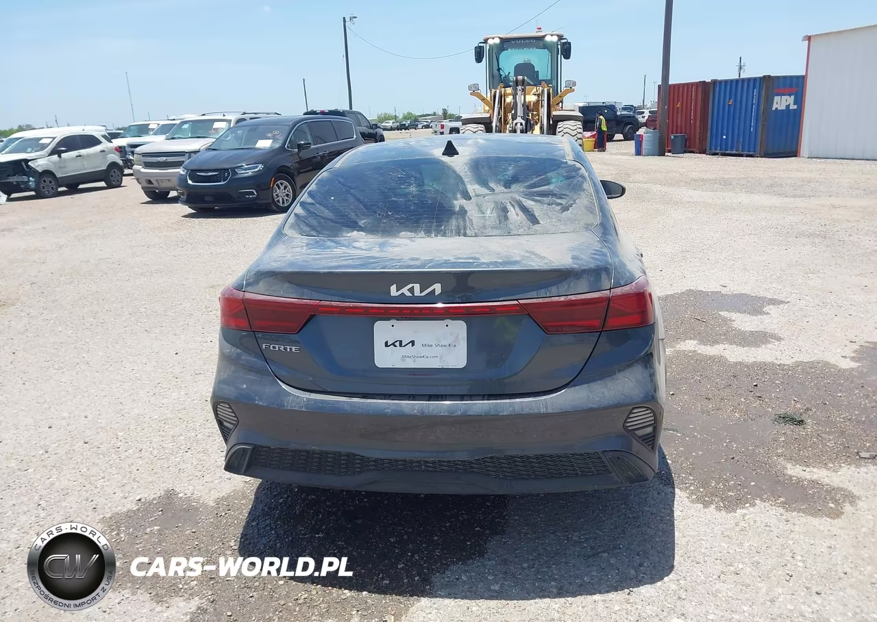 2022 Kia Forte Lxs VIN:3KPF24AD6NE456502 - 16
