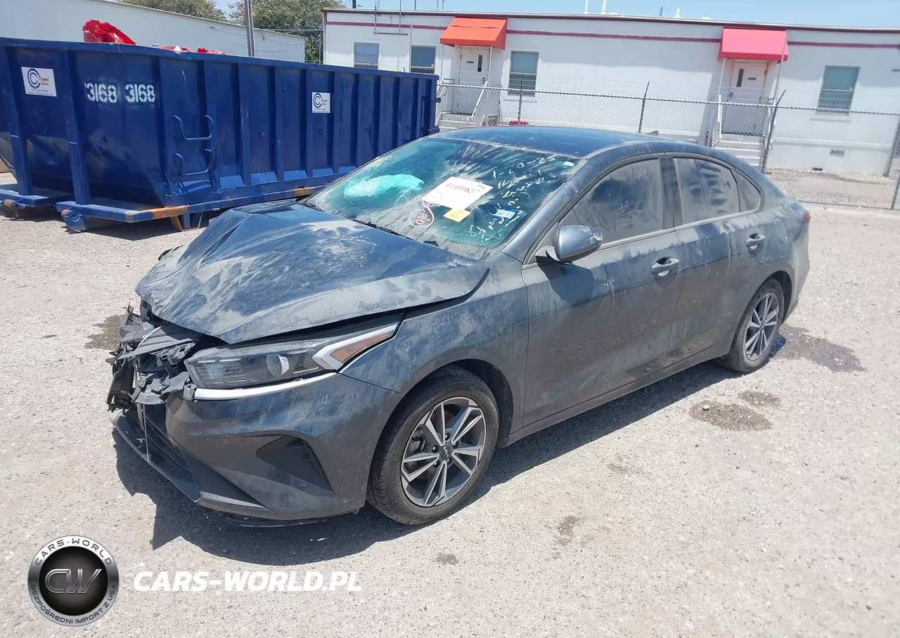 2022 Kia Forte Lxs VIN:3KPF24AD6NE456502 - 2