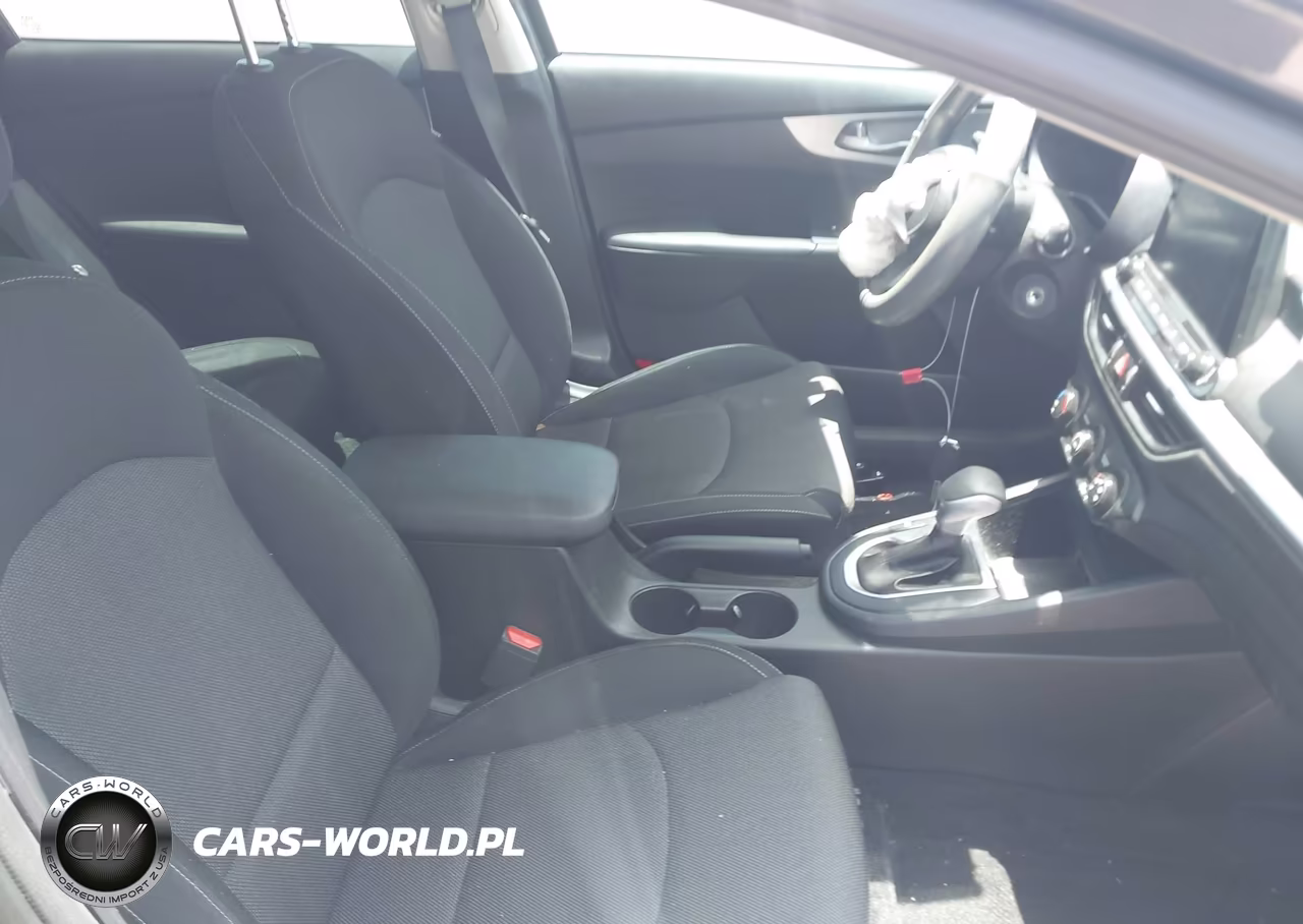 2022 Kia Forte Lxs VIN:3KPF24AD6NE456502 - 5