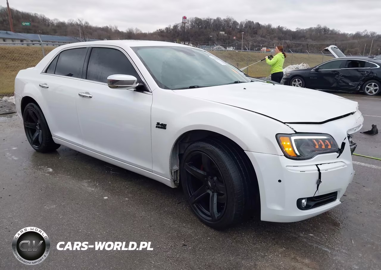 2011 Chrysler 300C – zdjęcie 1 z 16