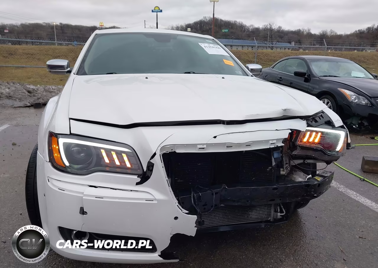 2011 Chrysler 300C VIN:2C3CA6CT6BH528891 - 12
