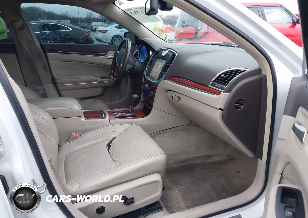 2011 Chrysler 300C VIN:2C3CA6CT6BH528891 - 5