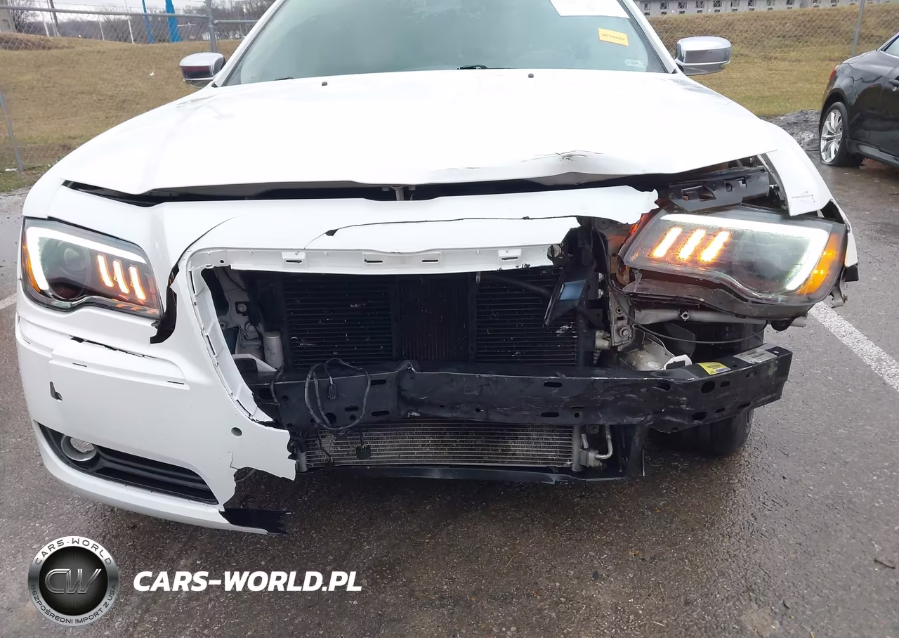 2011 Chrysler 300C VIN:2C3CA6CT6BH528891 - 6