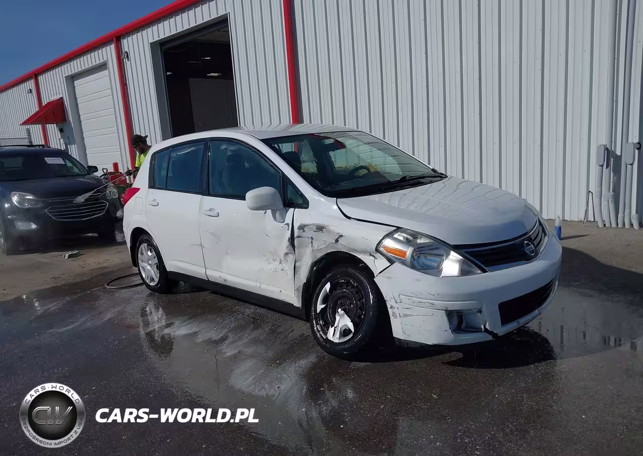 2011 Nissan Versa 1.8S