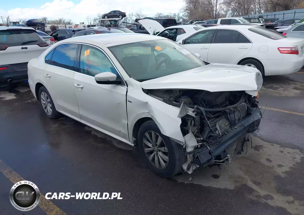 2015 Volkswagen Passat 1.8T Limited Edition