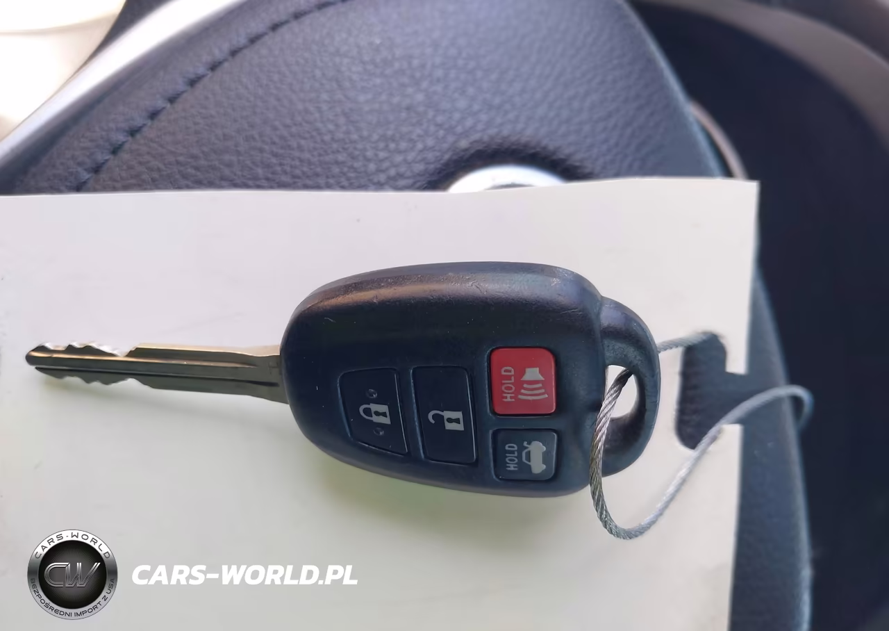 2017 Toyota Corolla Le VIN:2T1BURHE5HC848409 - 11