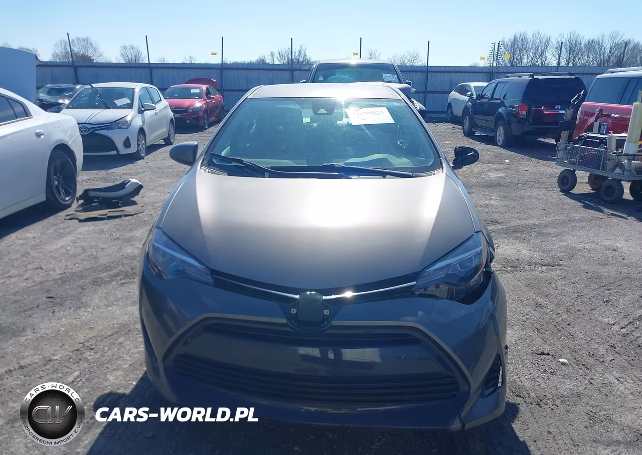 2017 Toyota Corolla Le VIN:2T1BURHE5HC848409 - 12