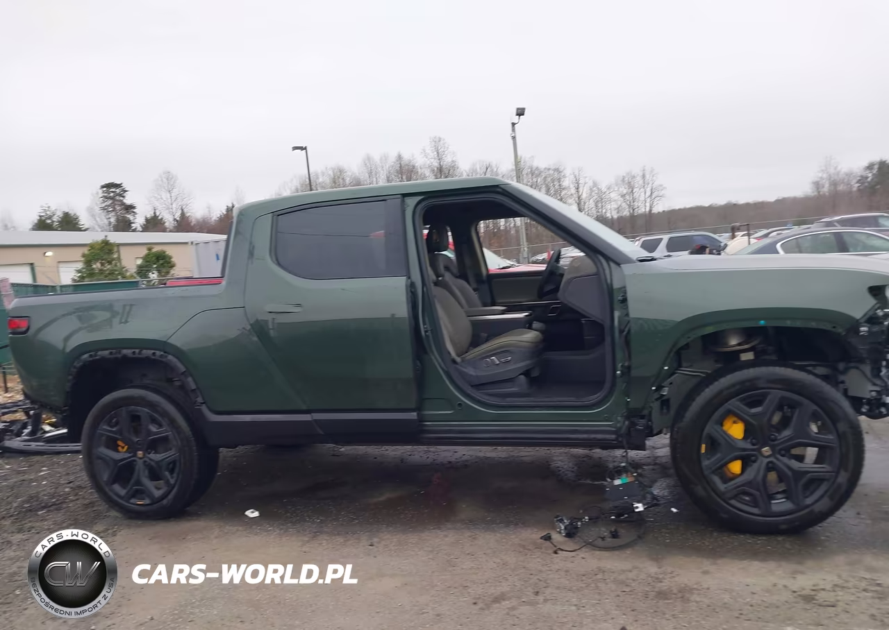 2022 Rivian R1T Adventure VIN:7FCTGAAA7NN016514 - 14
