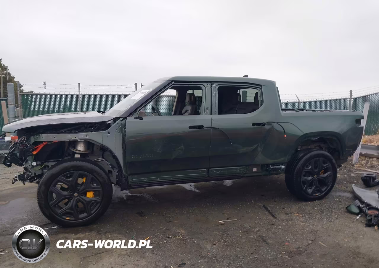 2022 Rivian R1T Adventure VIN:7FCTGAAA7NN016514 - 15
