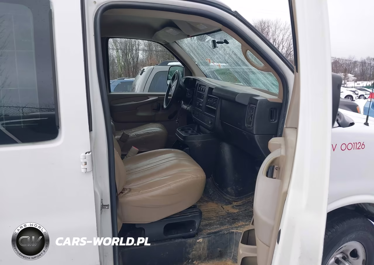2013 GMC Savana 2500 Work Van VIN:1GTW7FCA1D1103179 - 5