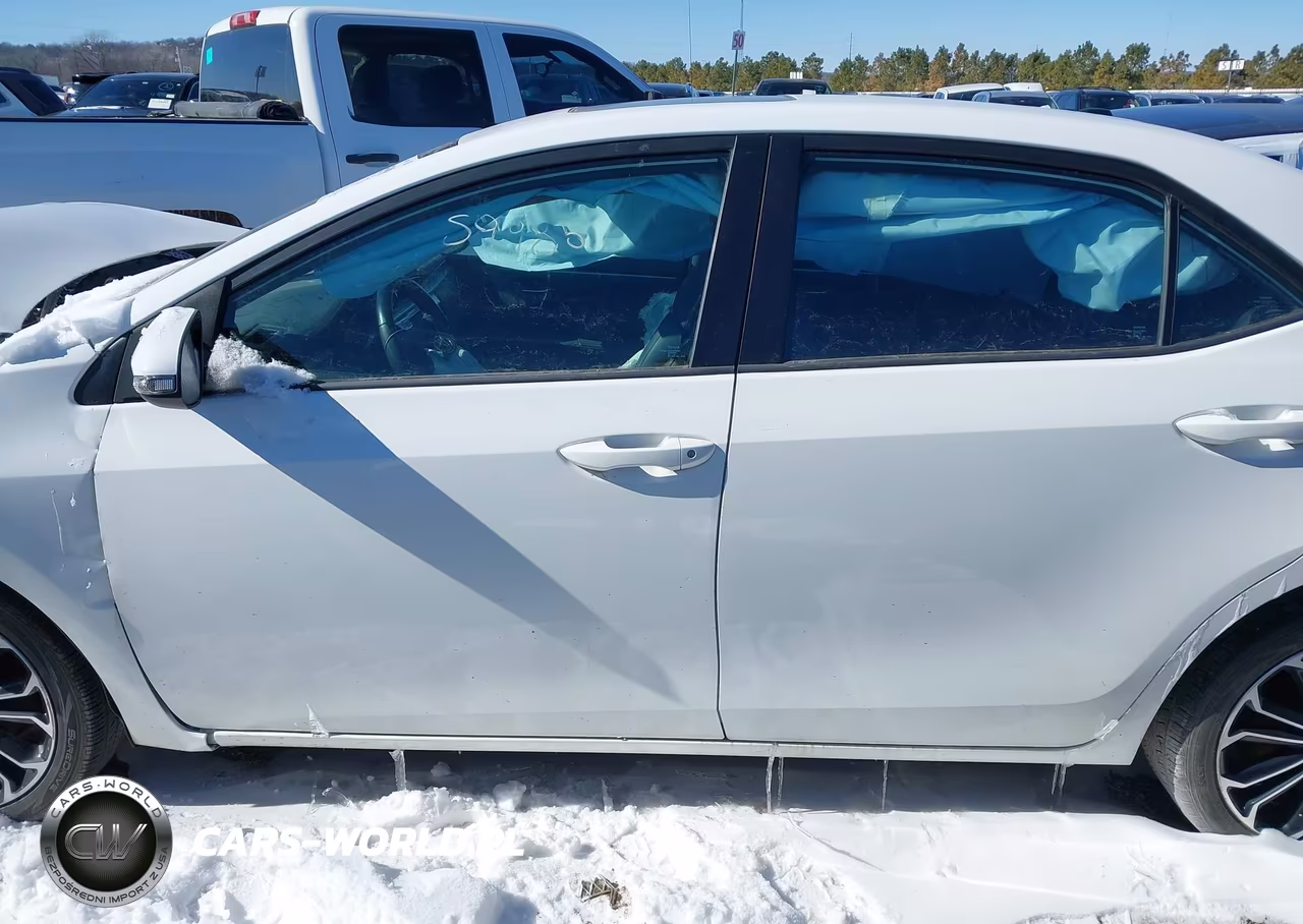 2016 Toyota Corolla S Plus VIN:5YFBURHE3GP460075 - 14