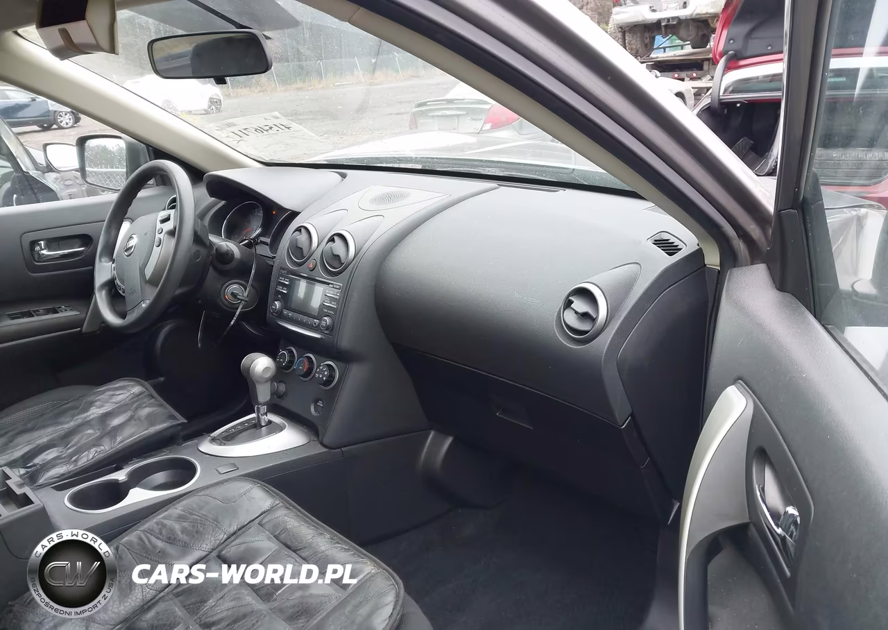 2013 Nissan Rogue S VIN:JN8AS5MT8DW538615 - 5