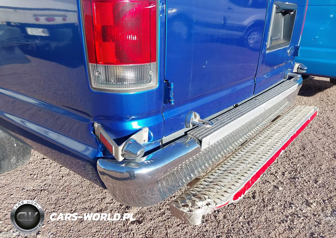 2014 Ford E-350 Super Duty Commercial VIN:1FDSS3EL6EDB15012 - 6